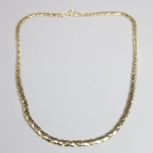 Vintage Simple Gold Tone Chain Necklace, Serpentine Pattern, 15 Inches Long - Picture 6 of 6